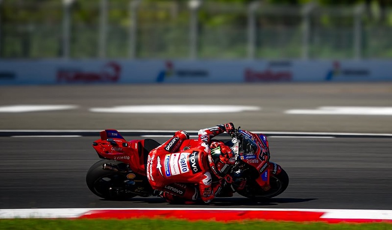Pecco Bagnaia finis paling buncit di Sprint MotoGP Mandalika 2025.