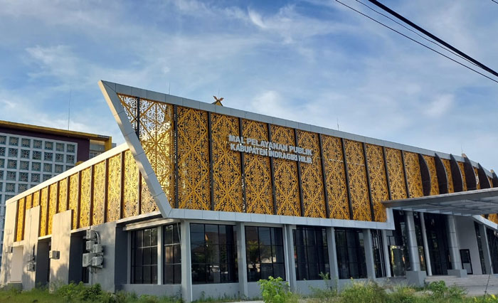 Gedung MPP Inhil berada di Jalan Prof M Yamin, Tembilahan, Inhil.
