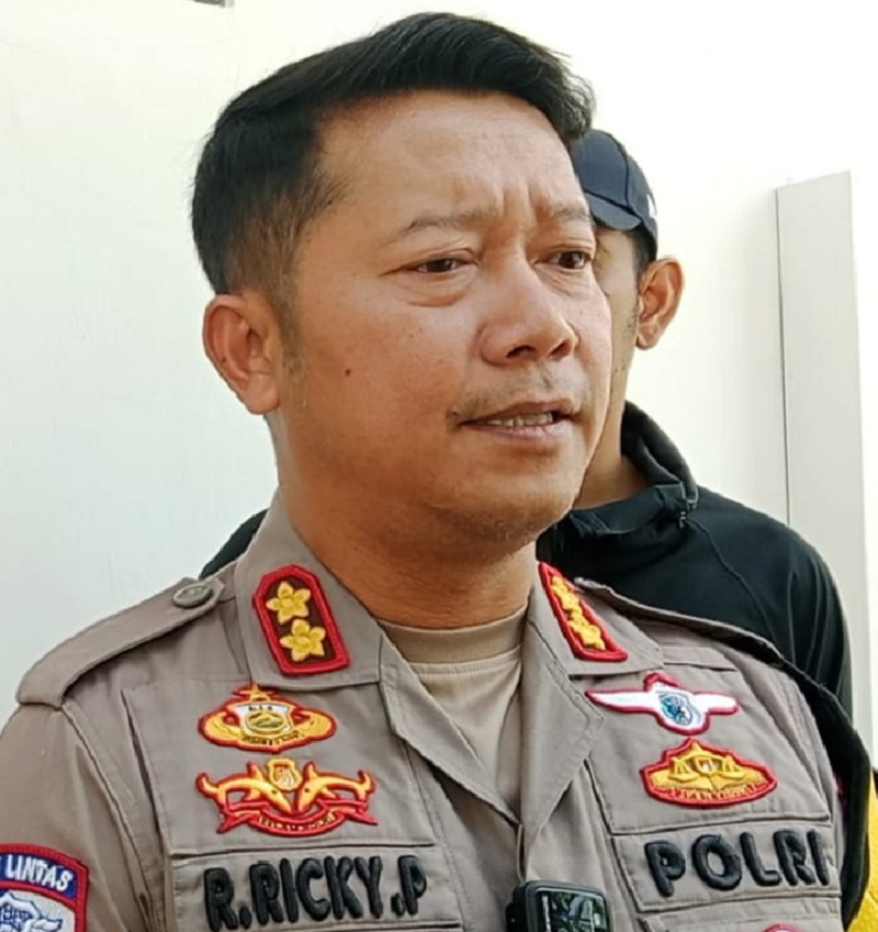 Kapolres Kuansing, AKBP Raden Ricky Pratidiningrat SIK MH