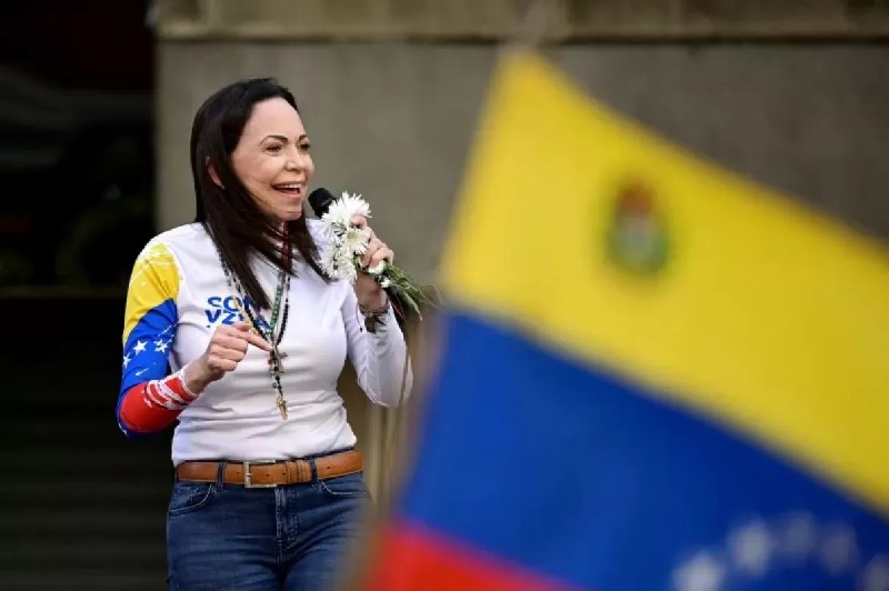 Pemimpin oposisi Venezuela Maria Corina Machado berbicara kepada para pendukungnya di Caracas, Venezuela. )
