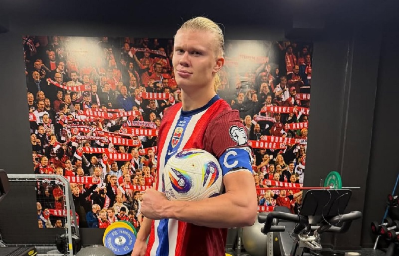 Erling Haaland mencetak hattrick kendati dua eksekusi penaltinya gagal saat Norwegia bantai Israel 5-0 di Kualifikasi Piala Dunia 2026 Zona UEFA.