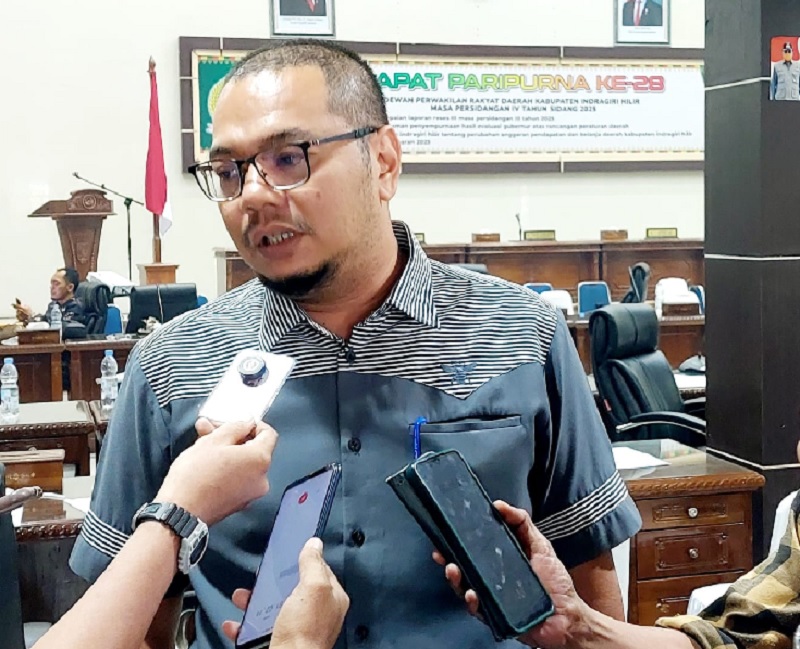Ketua DPRD Inhil, Iwan Taruna