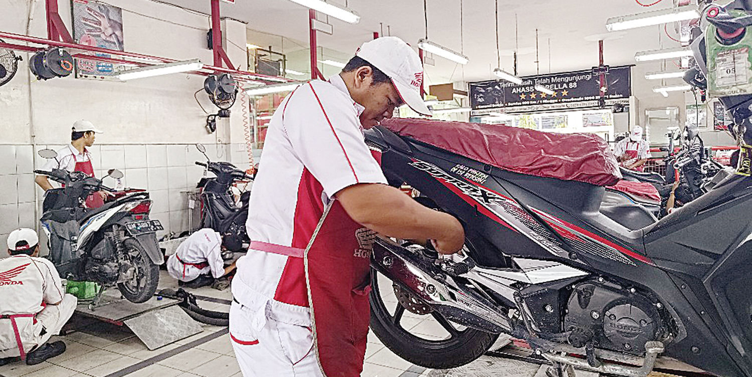 PROMO SERVICE: PT Capella Dinamik Nusantara (Capella Honda) Riau menghadirkan promo service bertajuk &ldquo;Spesial Sumpah Pemuda&rdquo; yang berlangsung mulai 13 hingga 31 Oktober 2025 di seluruh jaringan Astra Honda Authorized Service Station (AHASS) at