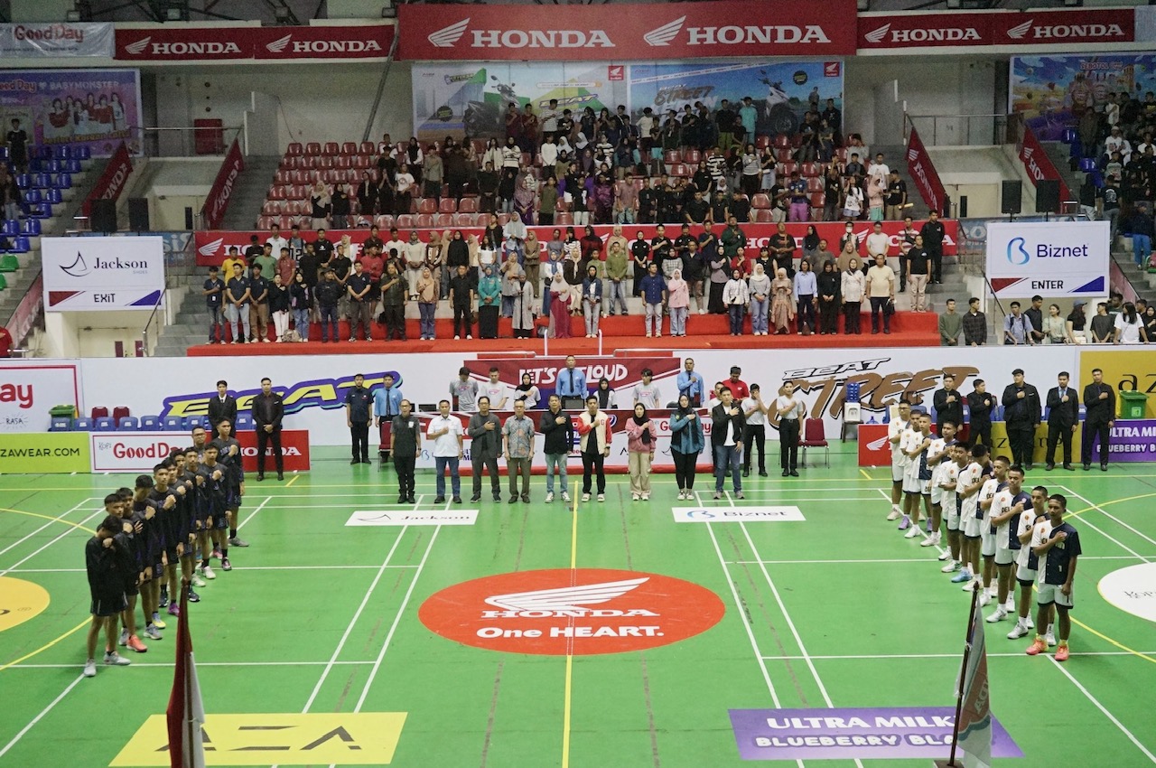 Suasana Opening Party Honda DBL With Kopi Good Day 2025 Riau Series di Gelanggang Remaja, Jalan Sudirman Pekanbaru, Jumat (17/10/2025).
