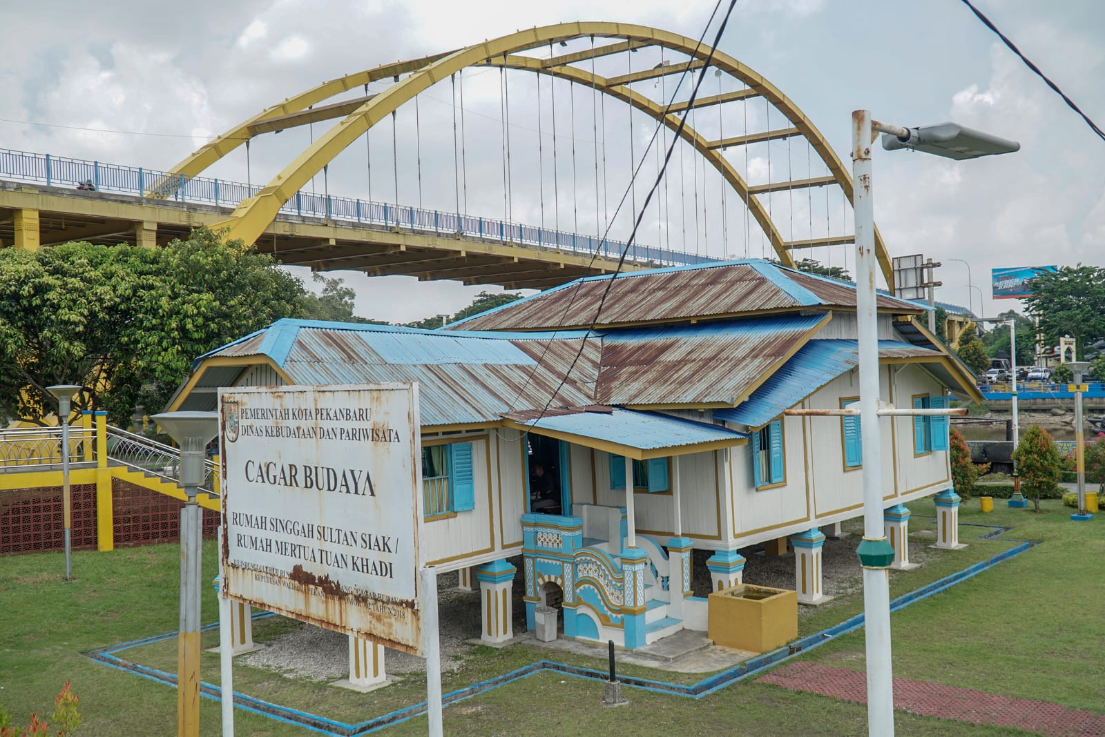 Rumah Singgah Tuan Kadi yang berada di tepian Sungai Siak merupakan cagar budaya, Pekanbaru, Selasa (21/10/2025).