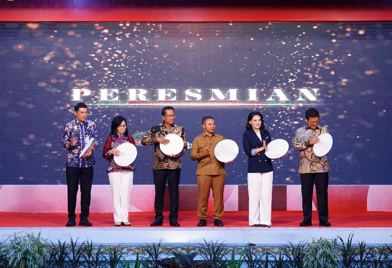 Peresmian Posbankum di Riau oleh Menteri Hukum Supratman Andi Agas dan Gubernur Riau Abdul Wahid, Selasa (21/10/2025).