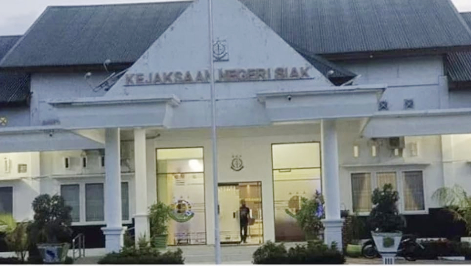 Kantor Kejaksaan Negeri Siak.