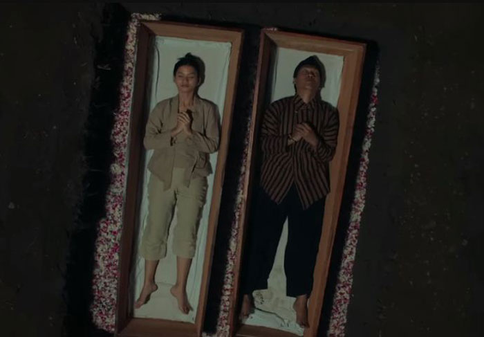 Salah satu adegan Film Sosok Ketiga: Lintrik.