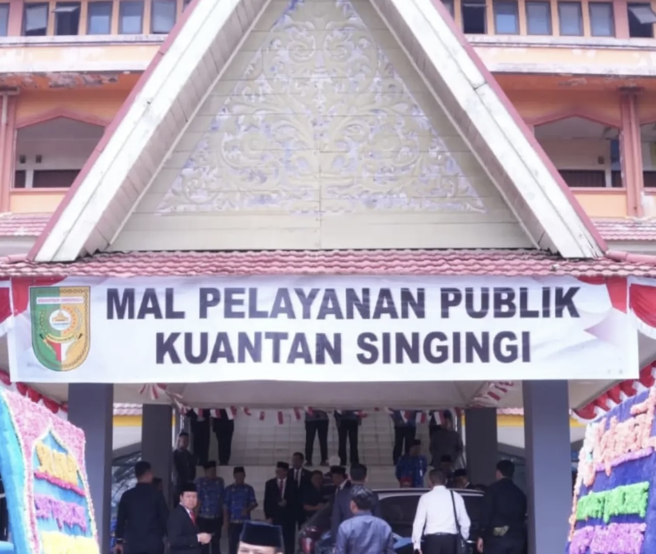 Gedung MPP Kuansing yang dioperasionalkan DPMPTSP Kuansing di Gedung Utama Pasar Rakyat Kuansing masih minim fasilitas.