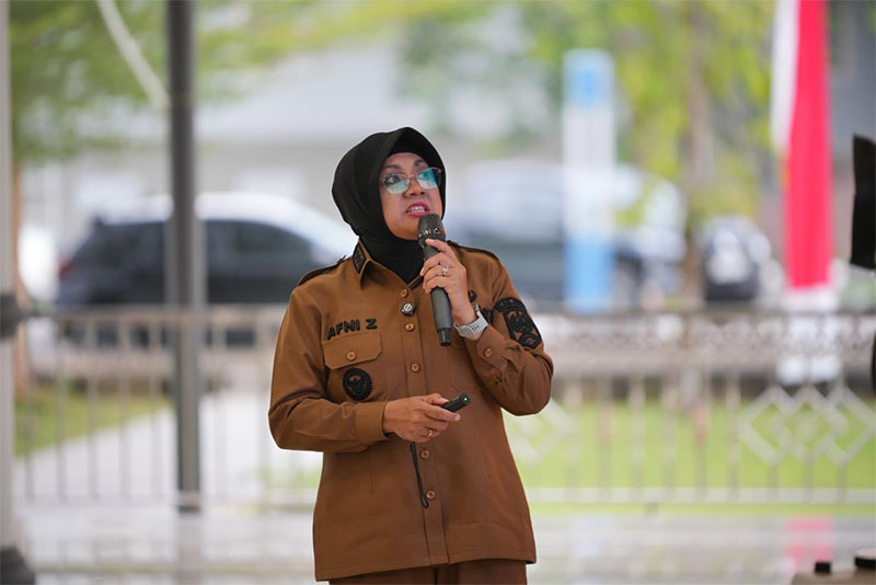 Bupati Siak Afni Z