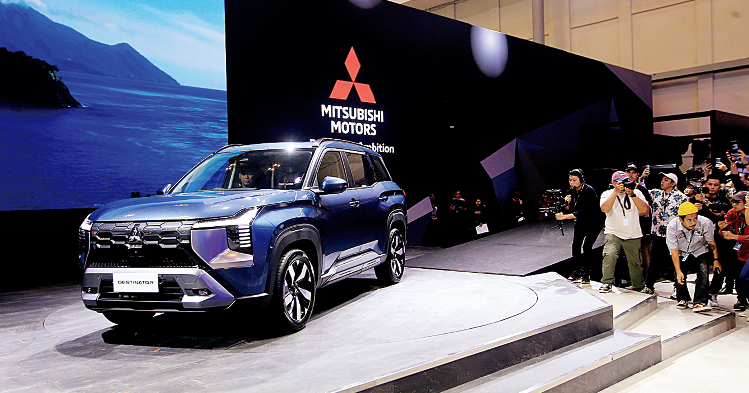 All-New Mitsubishi Destinator tampil&nbsp;pada ajang GIIAS 2025 lalu. SUV premium terbaru ini menjadi daya tarik utama dengan desain dinamis, interior mewah, dan fitur teknologi mutakhir.