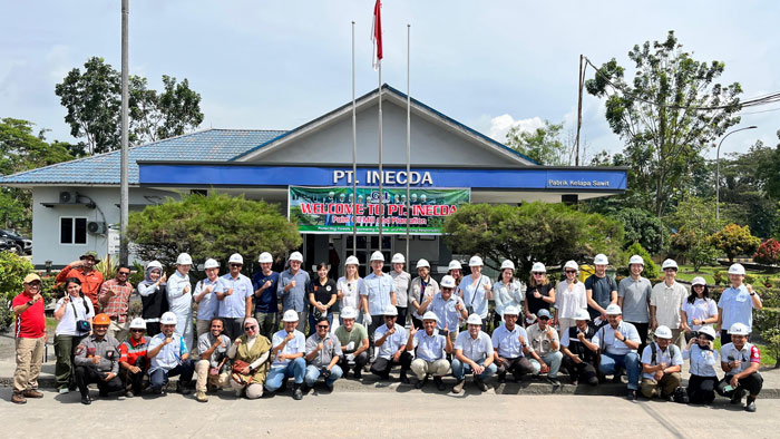 Jajaran pimpinan PT Inecda foto bersama dengan delegasi beberapa negara Eropa usai mengunjungi perusahaan perkebunan yang dikelola PT Inecda, Rabu (29/10/2025).