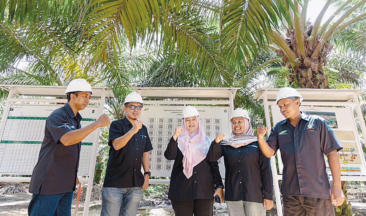 Manajemen PTPN IV Regional III foto bersama, beberapa waktu lalu.