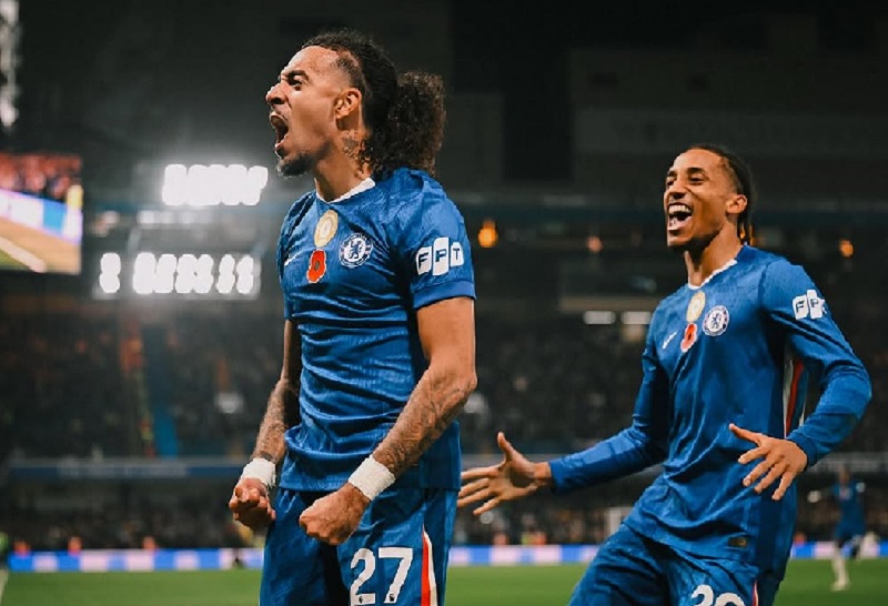 Bek muda Prancis Malo Gusto mencetak gol pertamanya untuk Chelsea saat mengalahkan Wolves 3-0 dalam lanjutan Liga Premier Inggris, Ahad (9/11/2025) dini hari WIB.