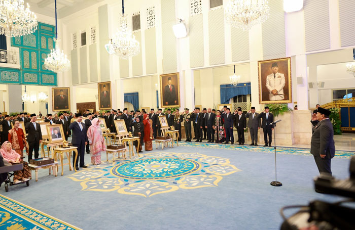 Penganugerahan 10 pahlawan nasional di Istana Negara, Jakarta, Senin (10/11/2025).