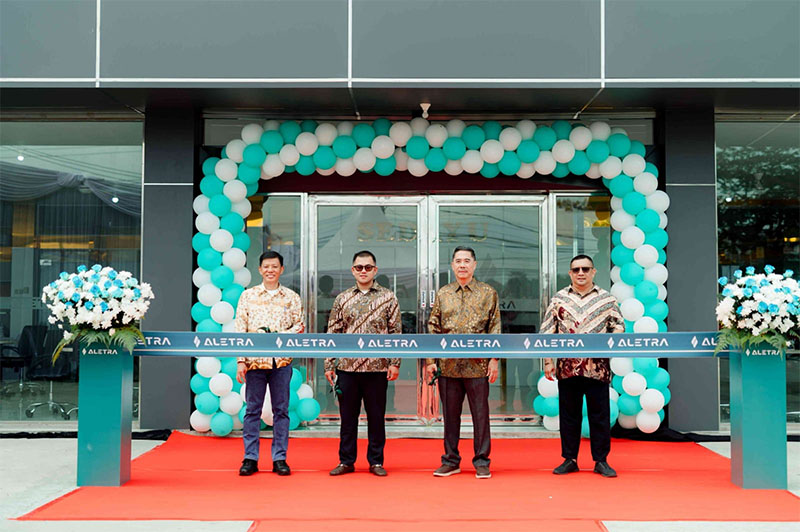 Grand Opening Showroom 3S Aletra Pekanbaru, di Jalan Garuda Sakti Km 2.5 Pekanbaru, Rabu (12/11/2025).