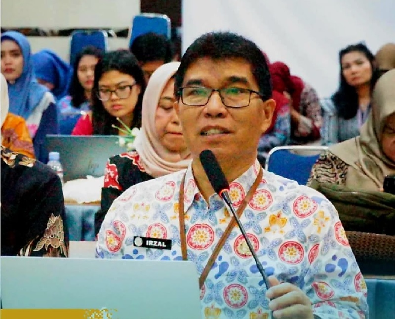 Kepala Perwakilan BKKBN Provinsi Riau, Irzal