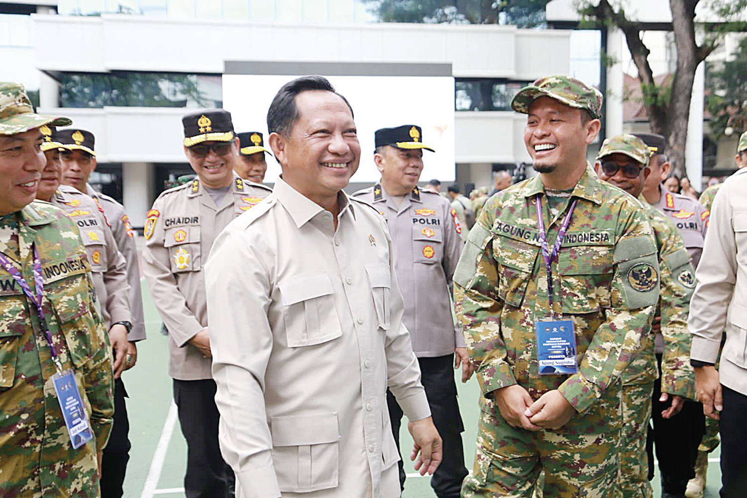 Wako Pekanbaru Agung Nugroho berdiskusi bersama Mendagri Tito Karnavian saat mengikuti KPPD di Lemhannas baru-baru ini.
