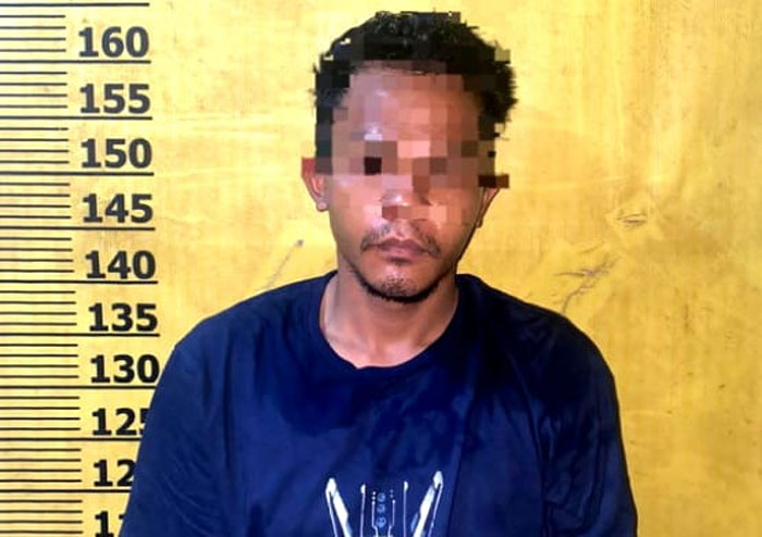 Birah (25) ditangkap ditangkap Unit Reskrim Polsek Pangkalan Kuras setelah membobol sebuah toko perlengkapan rumah tangga di Jalan Lintas Timur karena tak punya uang.