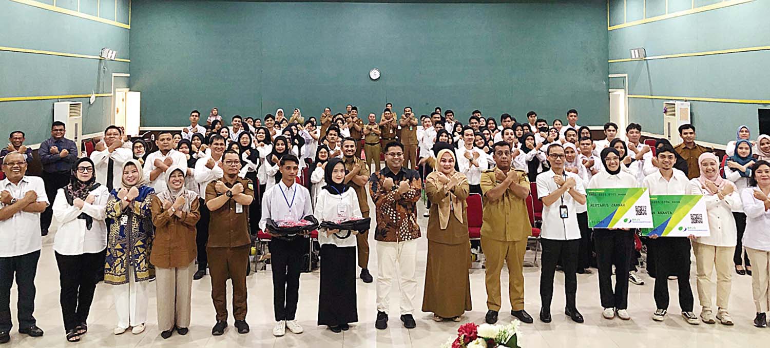 Foto bersama dalam pembukaan kegiatan pelatihan Bahasa Inggris bagi para Calon Pekerja Migran Indonesia (CPMI) yang digelar belum lama ini.&nbsp;