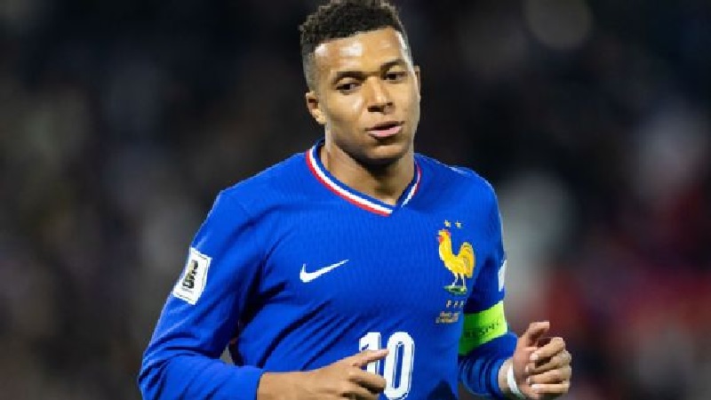 Kylian Mbapp&eacute; telah mengundurkan diri dari skuad Prancis beberapa jam setelah mencetak dua gol melawan Ukraina.