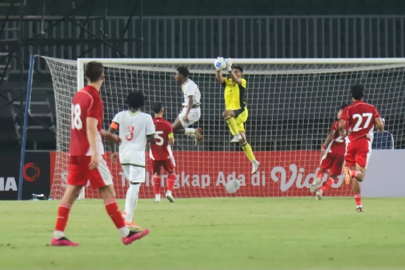 Timnas Indonesia U23 vs timnas Mali U23 dalam laga uji coba di Stadion Pakansari, Bogor, Jawa Barat, Sabtu (15/11/2025).