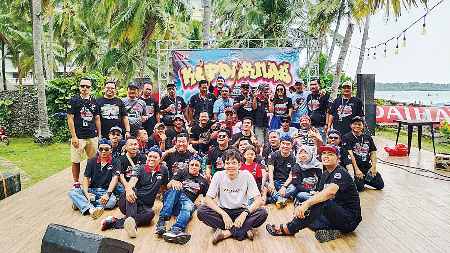 Kegiatan Kopdar Nasional komunitas Daihatsu Xenia Indonesia Club (DXIC) di Anyer, Banten, belum lama ini.