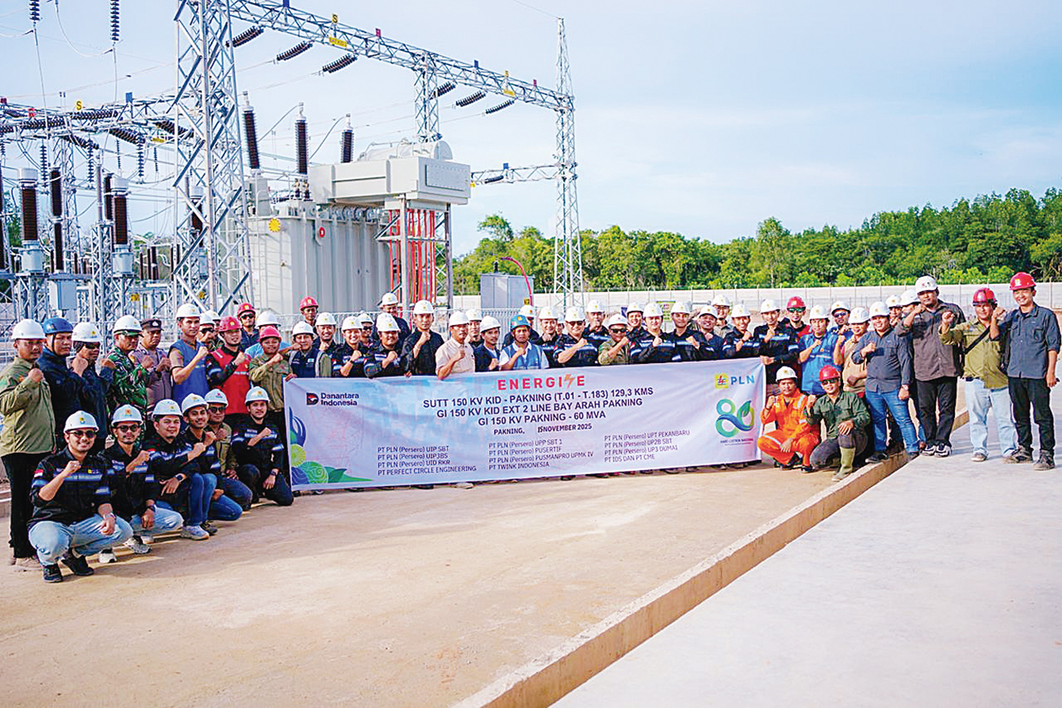 PLN Unit Induk Pembangunan Sumatera Bagi&shy;an Tengah (UIP Sumbagteng) melalui PLN UPP Sumbagteng 1 berhasil melaksanakan energize Saluran Udara Tegangan Tinggi (SUTT) 150 kV Kawasan Industri Dumai (KID)-Pakning,  Sabtu (15/11/2025).