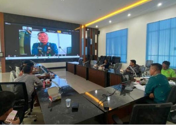 Kadis Perhubungan Siak Junaidi SE MM, bersama instansi terkait menggelar rapat di Kantor Dishub Lasdap, menginventarisir pelabuhan, dermaga dan penyeberangan di wilayah Siak, Kamis (20/11/2025).