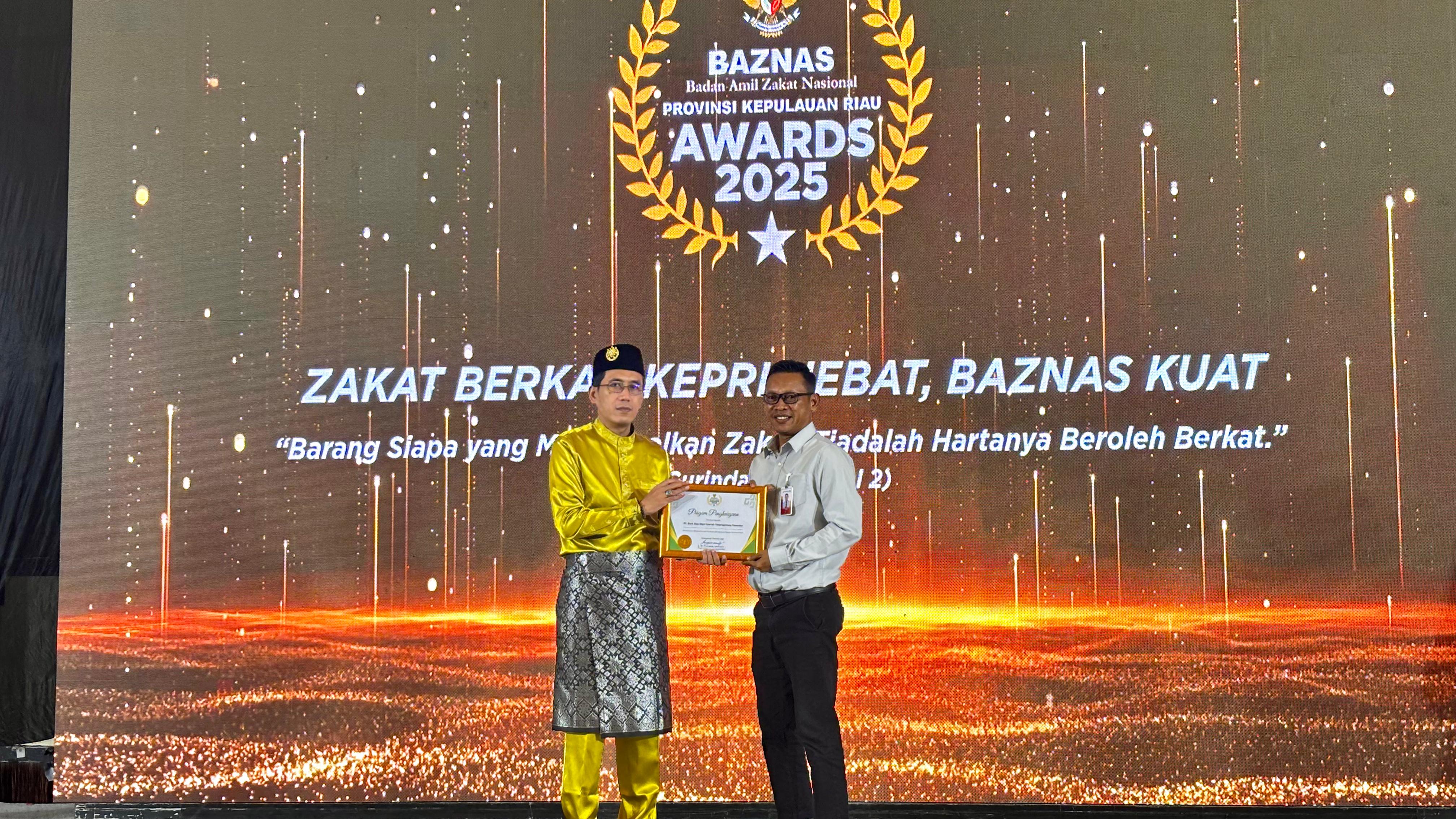 BRK Syariah Tanjungpinang Pamedan meraih penghargaan pada ajang Baznas Awards 2025  di Trans Convention Centre, Aston Tanjungpinang (20/22/25).