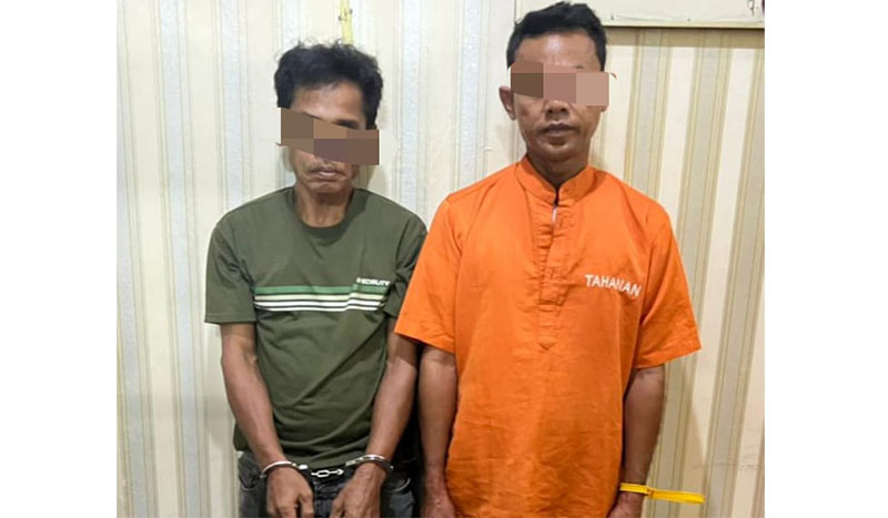 Jajaran Polsek Tambang mengamankan dua pelaku sabu di Dusun Simpang Durian, Desa Kualu Nenas, Kecamatan Tambang, Kabupaten Kampar, Kamis (20/11/2025) malam.