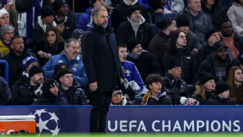 Hansi Flick menyesalkan kekalahan 3-0 timnya dari Chelsea pada dalam lanjutan Liga Champions. Dia mengatakan versi Barcelona yang lebih baik akan segera hadir.