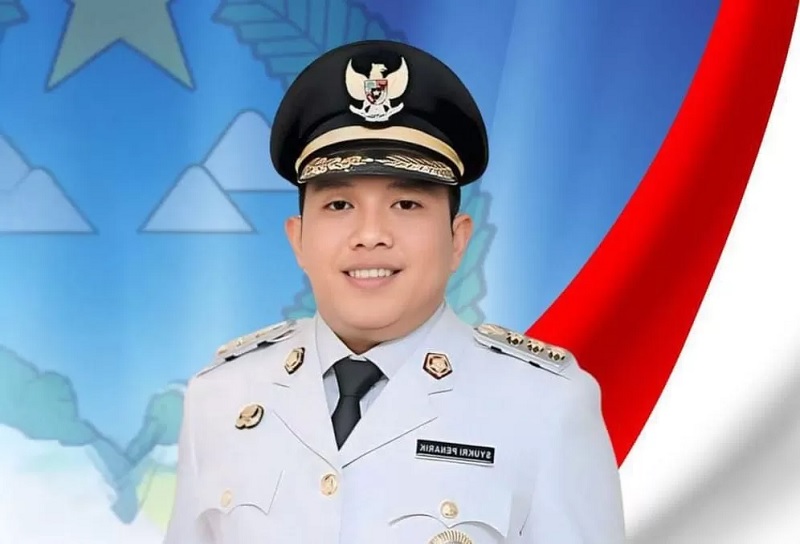 Wali Kota Sibolga, Akhmad Syukri Nazri Penarik dua hari jalan kaki karena terjebak longsor saat banjir Sumatra, akhirnya ditemukan selamat.