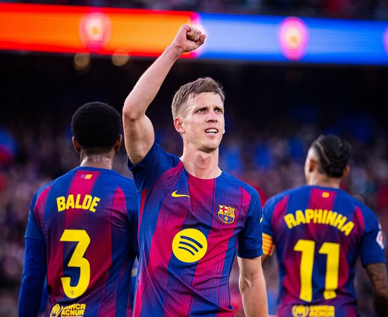 Dani Olmo mencetak dua gol saat Barcelona mengalahkan Alaves 3-1 di Camp Nou.