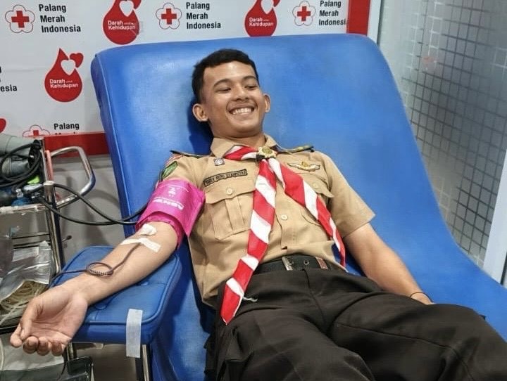 Kegiatan donor darah Kwarda Gerakan Pramuka Riau di Pekanbaru, Sabtu (6/12/2025).