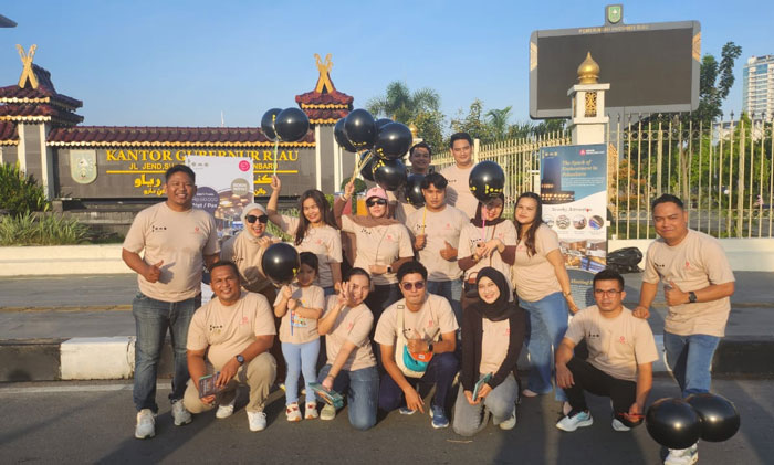 Sambut Natal 2025 dan tahun baru 2026 Bono By Artotel Pekanbaru spill iven akhir tahun dan bagi-bagi croisant dan kopi pada Car Free Day Ahad (7/12/2025).