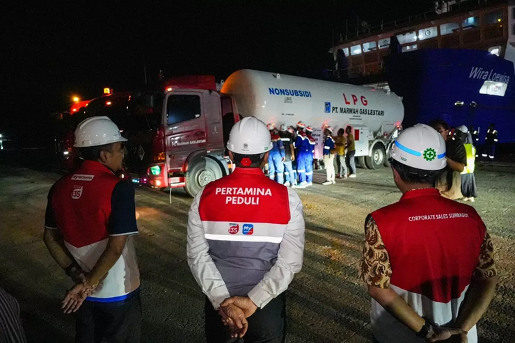 Pertamina Patra Niaga melalui Integrated Terminal (IT) Lhokseumawe memastikan bahwa pasokan LPG untuk wilayah Aceh utara tetap aman meskipun akses darat terputus.