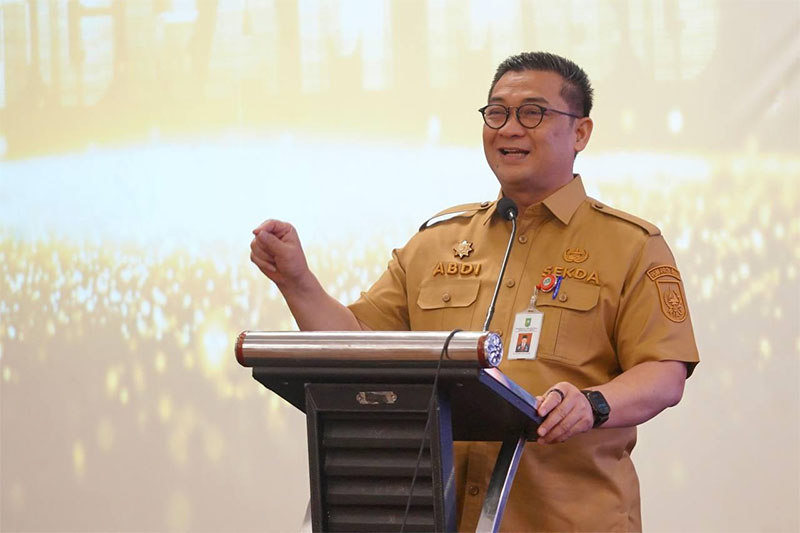 Sekretaris Daerah Provinsi Riau, Syahrial Abdi