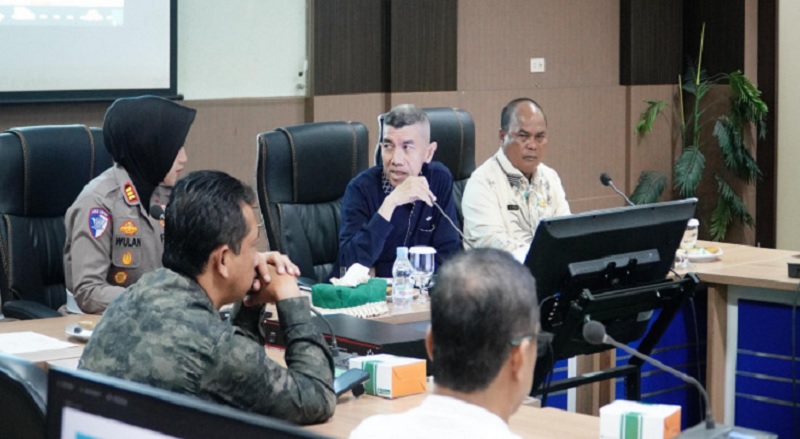 Asisten III Setda Kampar Syahrizal didampingi Kadishub Kampar Aidil memimpin rakor pengamanan, pengendalian, serta rencana posko pengaturan lalu lintas jelang Nataru di Riau.