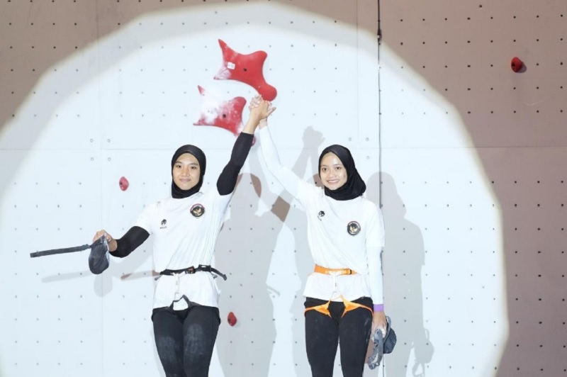 Cabang olahraga panjat tebing berhasil menegaskan kekuatannya di Asia Tenggara dengan berhasil kawinkan emas putra-putri nomor speed.