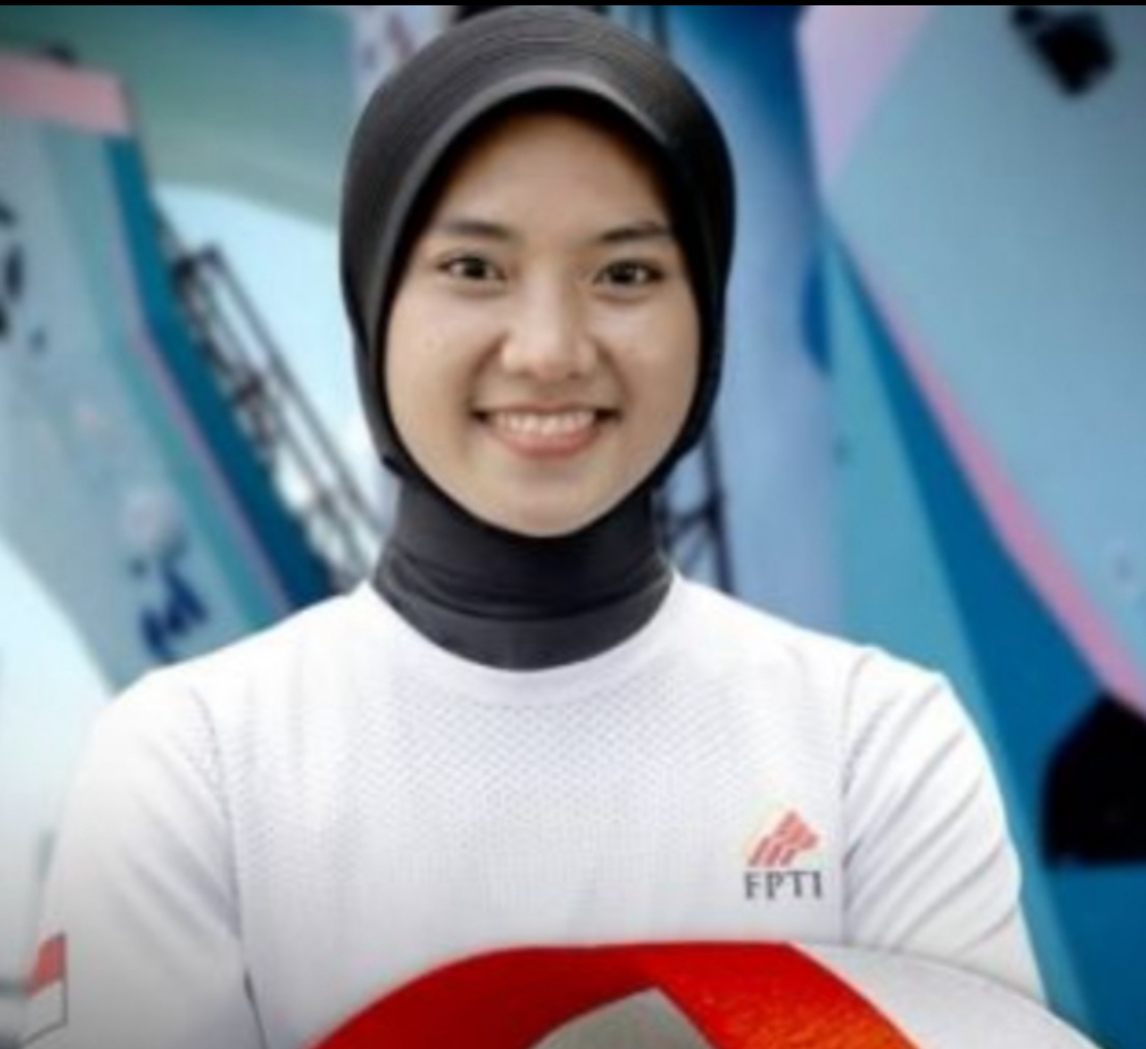 Atlet Panjat Tebing Riau Puja Lestari raih medali emas di SEA GAMES 2025.