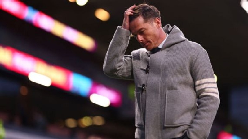 Manajer Burnley Scott Parker kecewa dengan kekalahan ketujuh beruntun di Liga Premier dalam kekalahan  dari Fulham, Sabtu (13/12/2025).