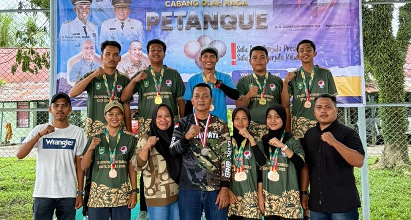 Atlet petanque FOPI Kabupaten Bengkalis berhasil meraih medali emas, perak dan perunggu di Kejurprov Cabor  FOPI yang berlangsung di Kota Dumai, Jumat (19/12/2025).
