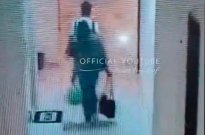 Viral rekaman CCTV disebut sebagai Ridwan Kamil dan Aura Kasih di sebuah hotel.
