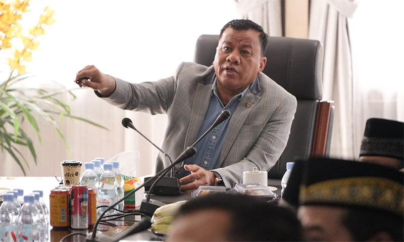 Bupati Kuansing, Dr H Suhardiman Amby MM