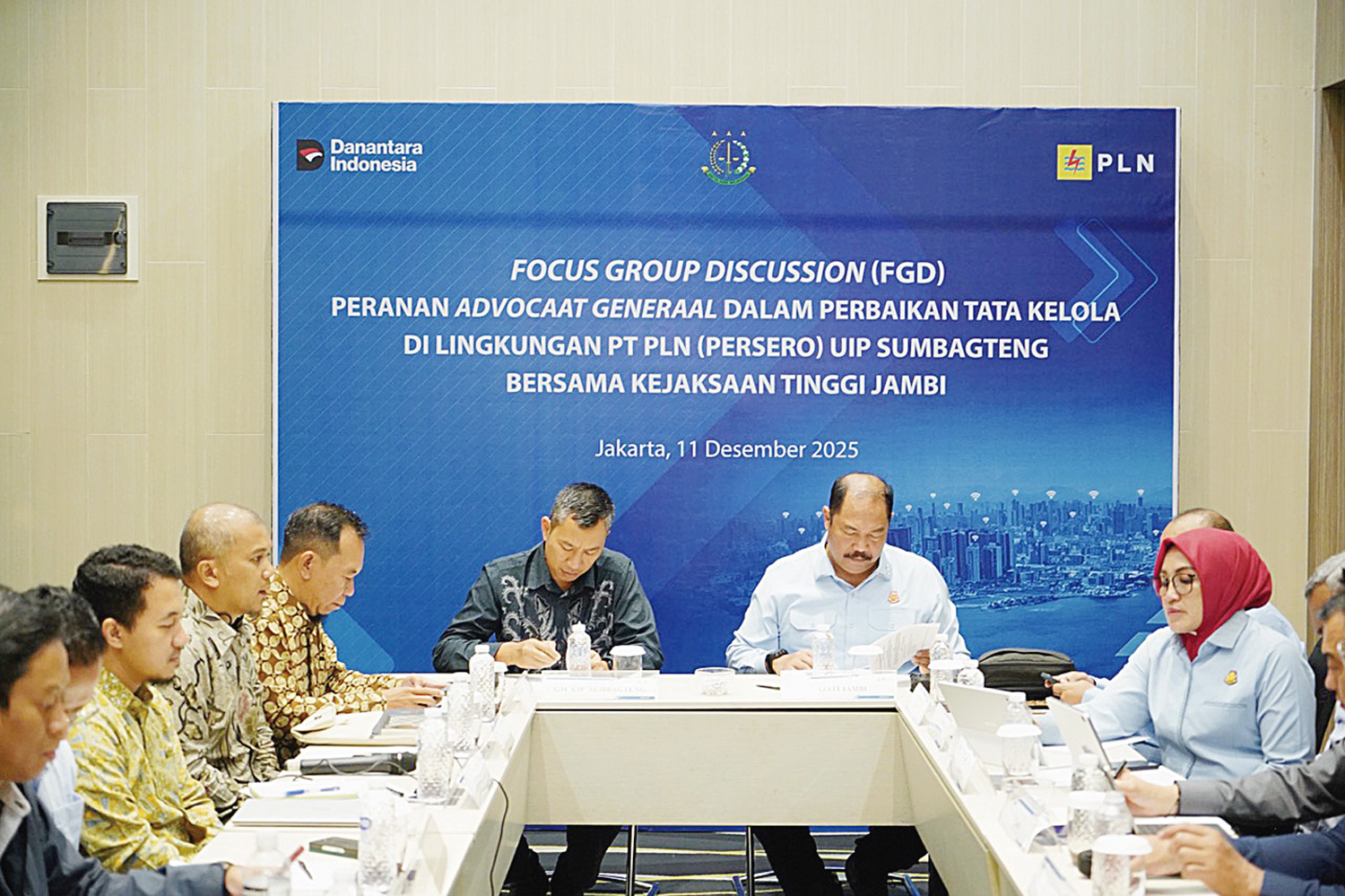Suasana FGD PT PLN UIP Sumbagteng bersama Kejaksaan Tinggi (Kejati) Jambi.