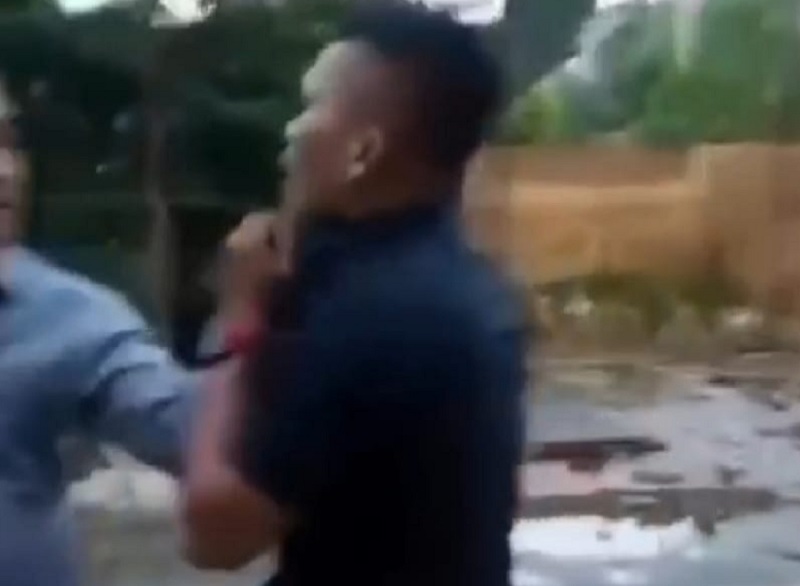 Sebuah video yang memperlihatkan perselisihan atau cekcok sejumlah pria viral di media sosial, baru-baru ini.