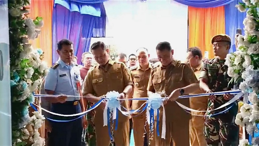 Wali Kota (Wako) Pekanbaru, Agung Nugroho saat peresmian penambahan jam layanan Puskesmas di Puskesmas Sidomulyo.