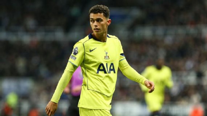 Top skor Tottenham Hotspurs musim lalu Brennan Johnson mungkin akan meninggalkan klub itu di bursa transfer Januari.