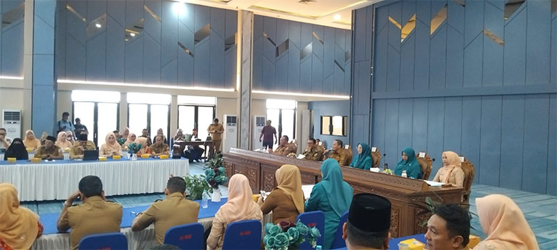 Wako Agung Nugroho saat memimpin rapat konsolidasi